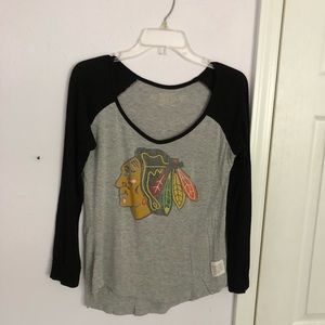 🦃 2/$20 🦃 |Chicago Blackhawks 3/4 length sleeve tee